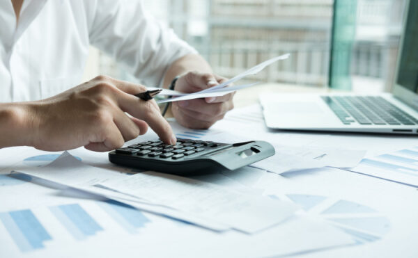 Défaut d’information sur le droit de rétractation du consommateur : des conséquences financières