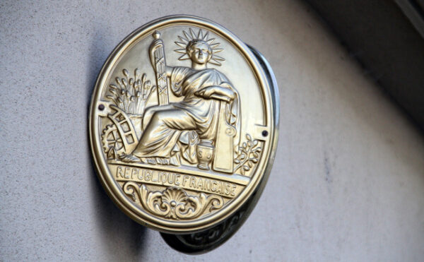 Notaires : faut-il croire le vendeur d’un bien immobilier sur parole ?