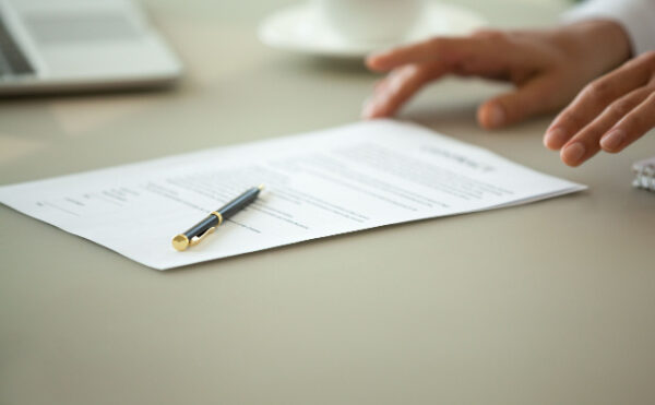 Garantie à 1re demande : rembourser avant de demander des comptes ?