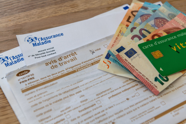 Calcul des congés payés et arrêts de travail : coup de théâtre !