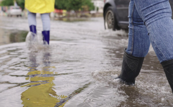 Inondations : le recours à l’activité partielle est possible !