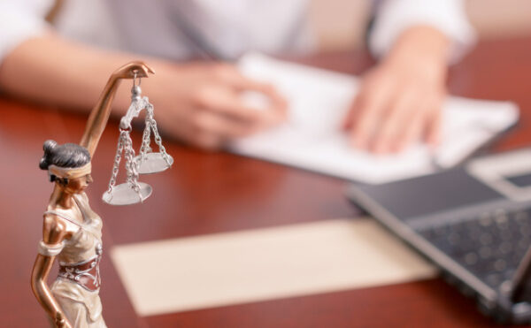 Loi d'orientation et de programmation du ministère de la Justice 2023-2027 : quelles nouveautés ?