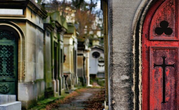 Entreprises funéraires : aménagement des délais d’inhumation et de crémation