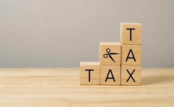 Ventes de titres de société : des frais de mutation déductibles, sous conditions