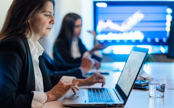 Actions attribuées à titre gratuit : quelle est la date d’exigibilité des cotisations sociales ?