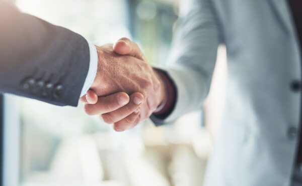 Associés de sociétés d’exercice libéral : des travailleurs indépendants ?