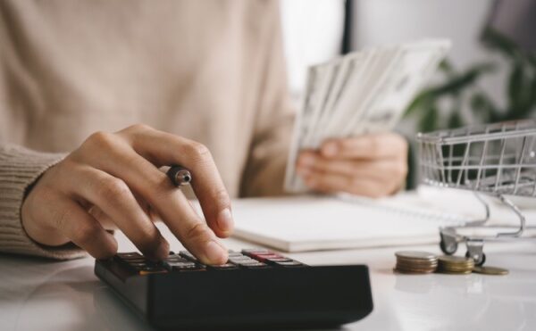 Taxe sur les salaires : des précisions pour les entreprises de distribution d’électricité