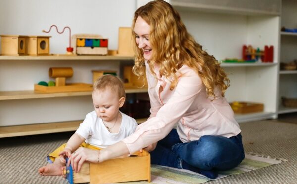 Assistantes maternelles : un nouvel agrément, sous conditions ?