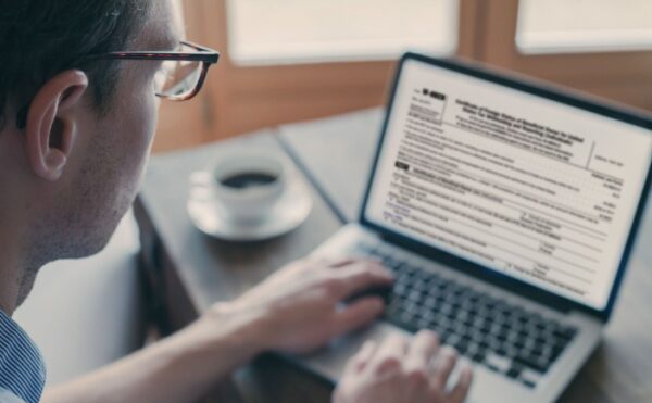 Dématérialisation de la procédure d’enregistrement : clap de fin ?