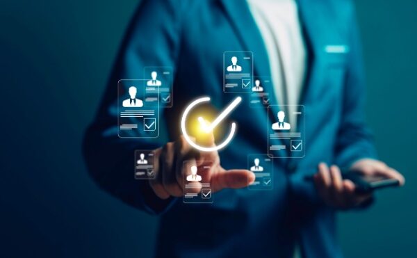 Précompte de cotisations par les plateformes : sur la base du volontariat