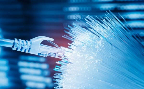 Raccordement à la fibre optique : une aide financière est prévue !