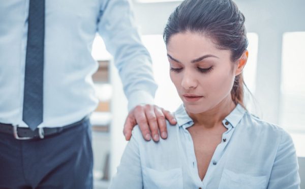 Violences sexuelles et sexistes au travail : un nouveau kit de prévention