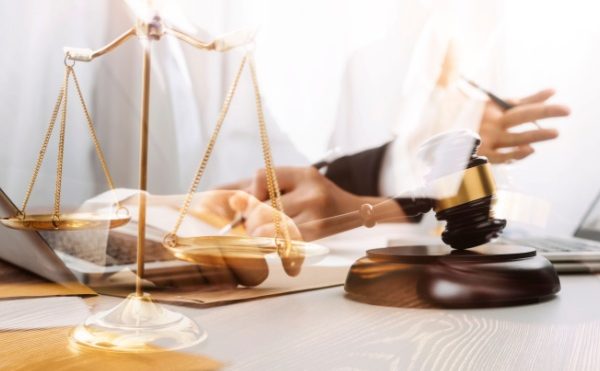 Professionnels du droit : une liberté d’installation encadrée…