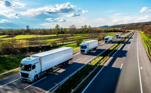 Circulation des poids-lourds : les restrictions de 2026