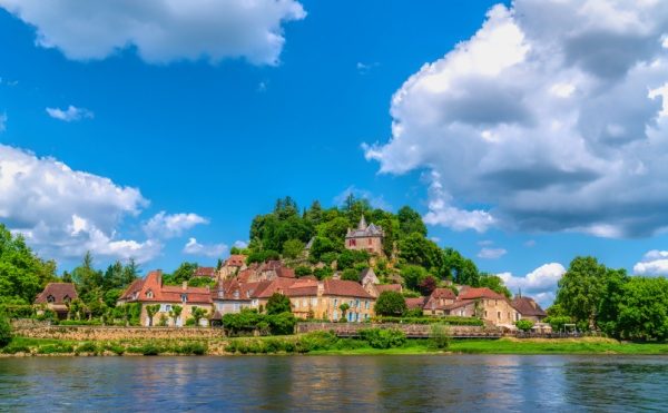Villages vacances : revue des mesures de classement
