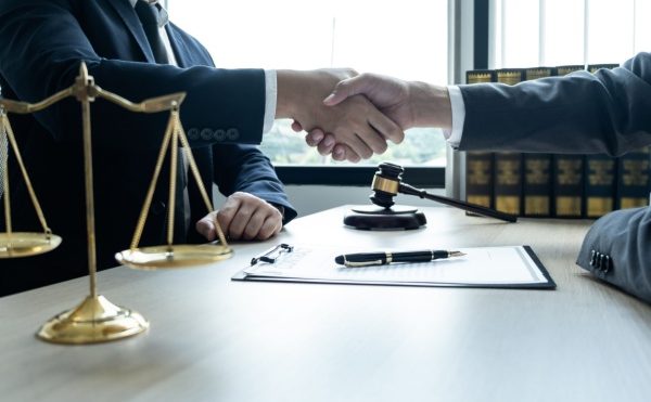 Avocat : des nouveautés pour le contrat de collaboration