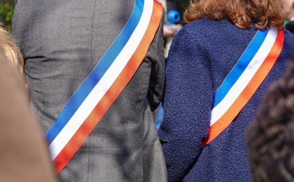 Statut de l’élu local : ce que les entreprises doivent retenir